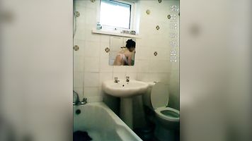 Cum watch Indian babes bare it all and get wet and slippery in the shower.