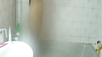 A quick short video of Delhi college babe Shilpa licking her boyfriend cock before getting fucked!