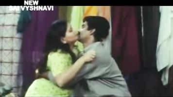 nothing like the scent of a ripe and ready indian pussy to fuck