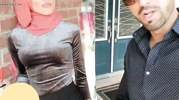 Hijabi wet tits & butt
