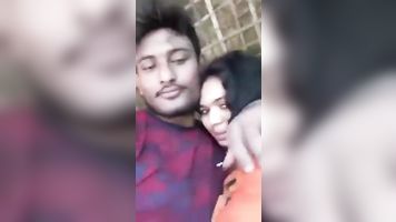 Sexy girlfriend kaa cute kiss with bf