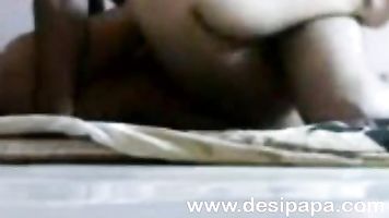 DesiSex24.com – Tamil Sex Mommy Desi Couple