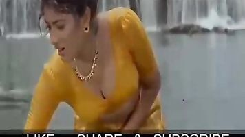 Sangavi beautiful boob Showing scenes