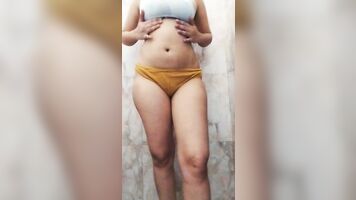 Beti ko chodne ka plan banane laga baap
