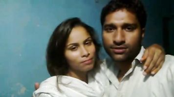 Lahori Student Kissing - Movies.